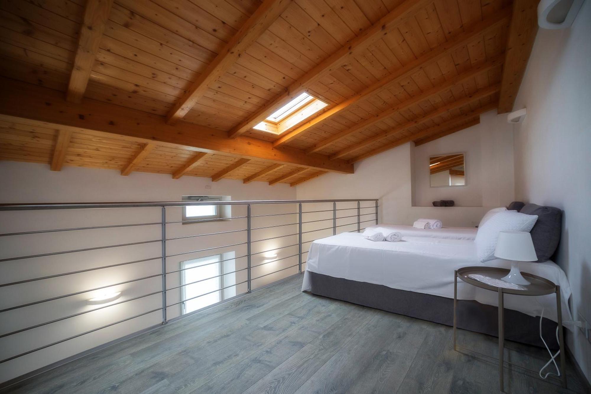 Lakefront Home Residenza Il Gallo In Riva Al Lago Pisogne Exteriör bild