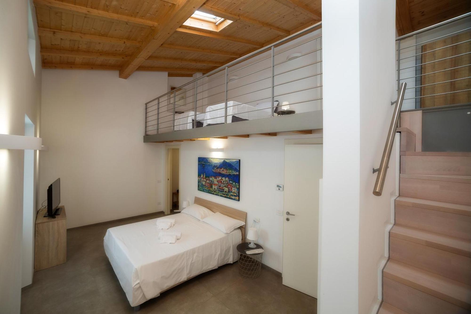 Lakefront Home Residenza Il Gallo In Riva Al Lago Pisogne Exteriör bild